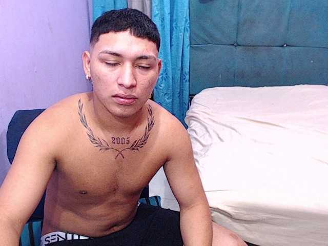 twinksfuck live cam on BongaCams