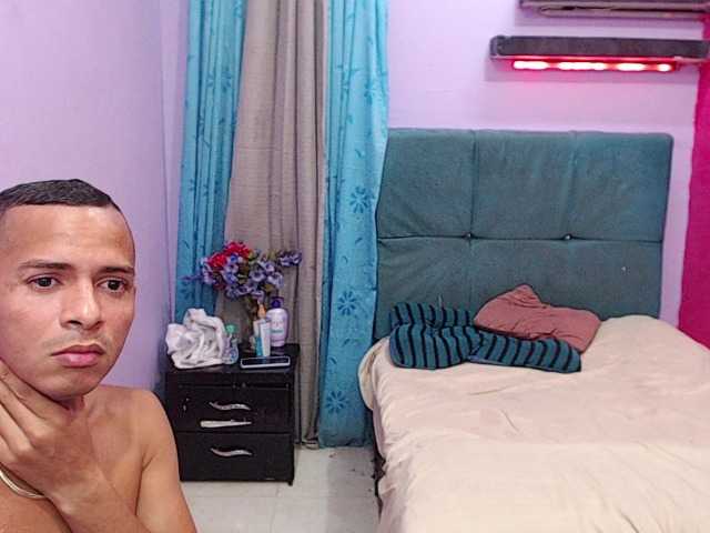 twinksfuck live cam on BongaCams