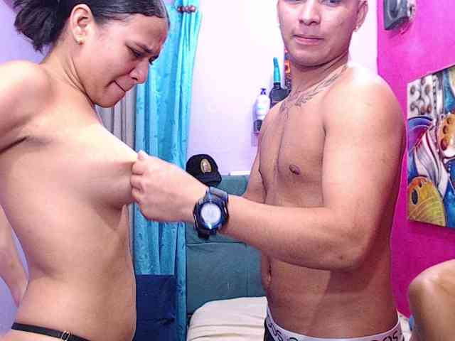 Twinksfuck's cam show statistics and live stream