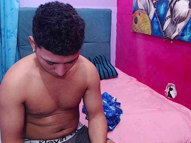 twinksfuck webcam
