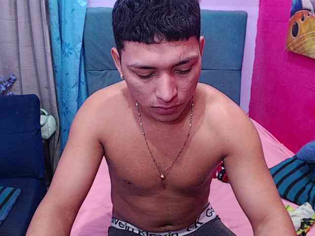 twinksfuck Sex Cam Show