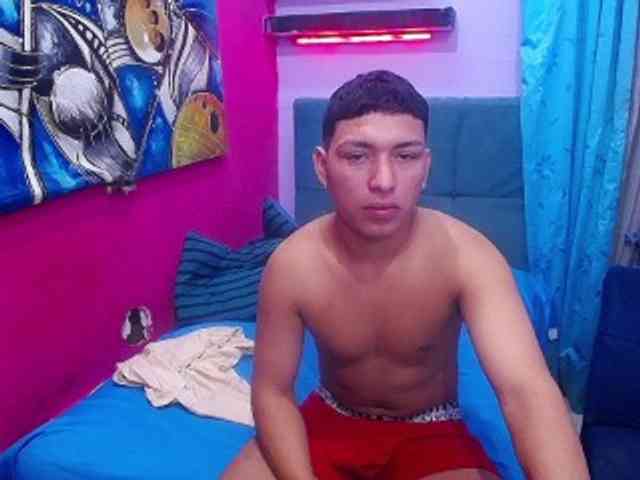 twinksfuck webcam