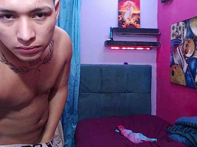 twinksfuck webcam