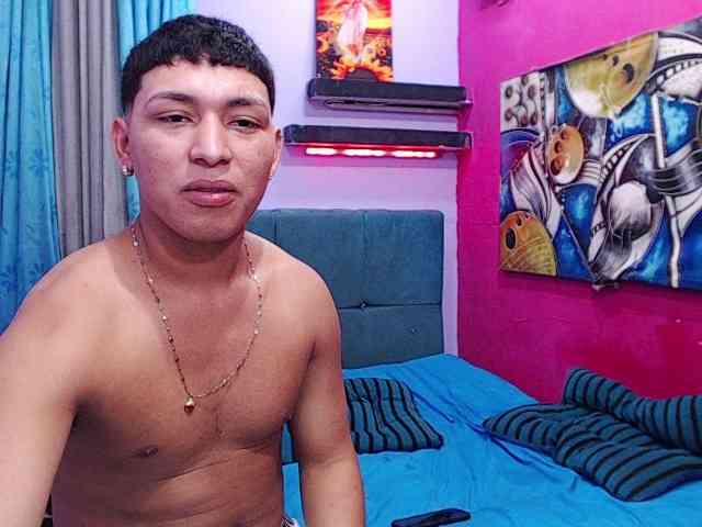 twinksfuck webcam