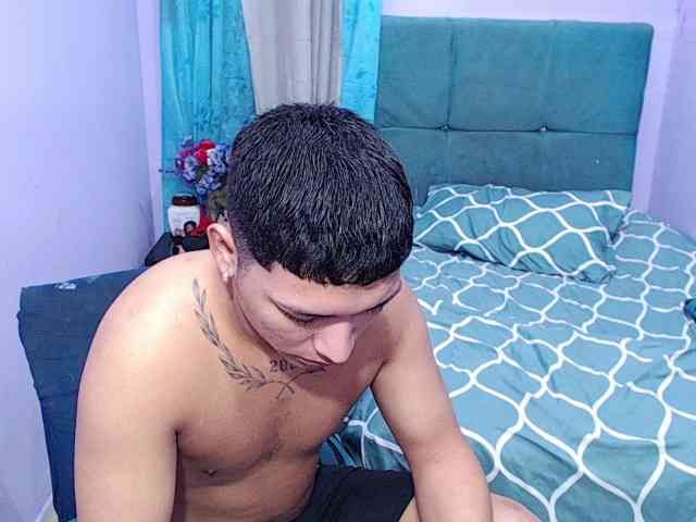 twinksfuck webcam