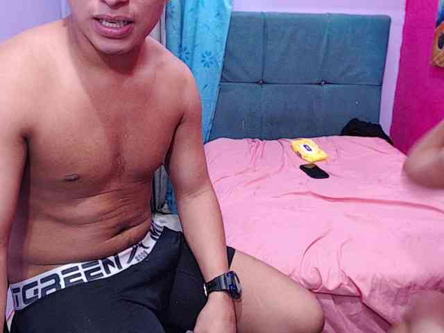 twinksfuck Sex Cam Show