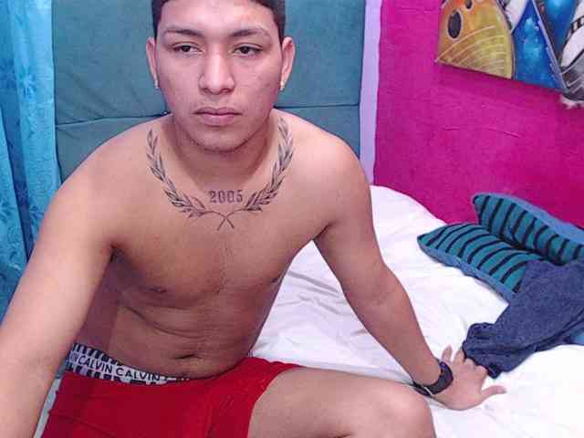 twinksfuck webcam