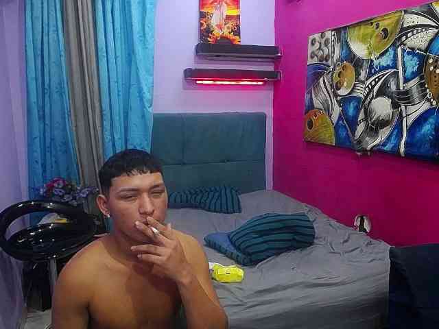 twinksfuck webcam