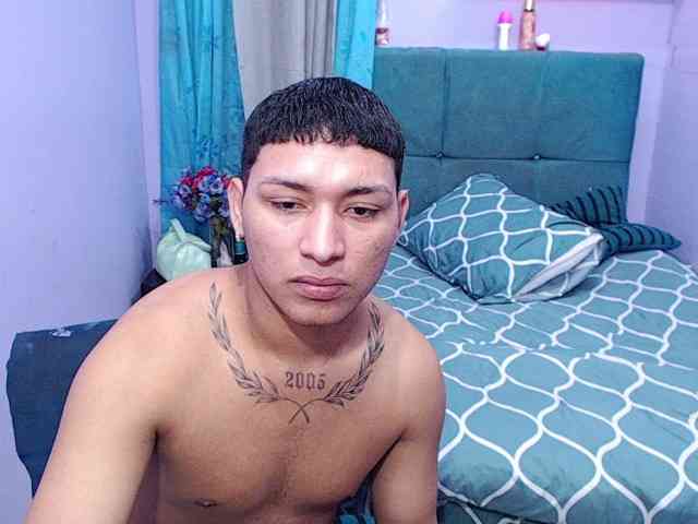 twinksfuck webcam