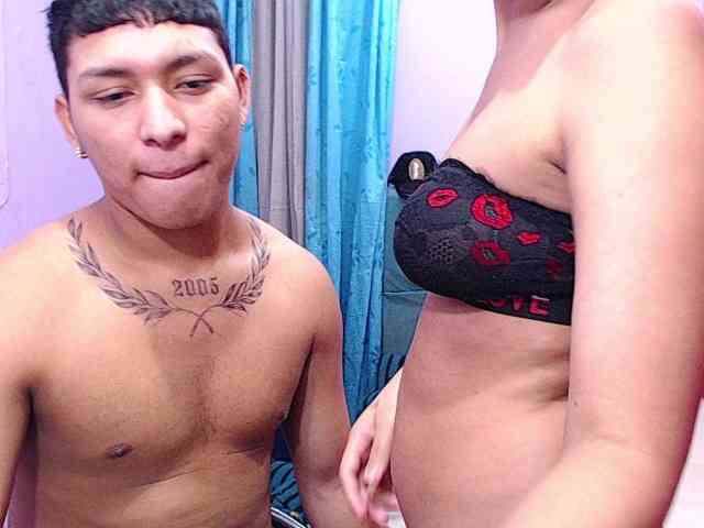 Twinksfuck's cam show statistics and live stream