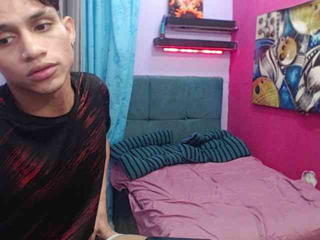 twinksfuck webcam