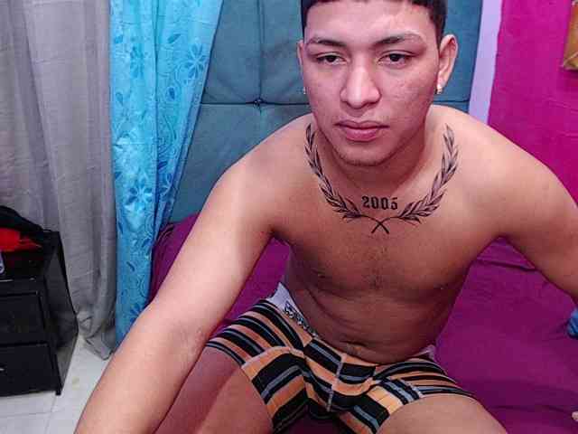 twinksfuck webcam