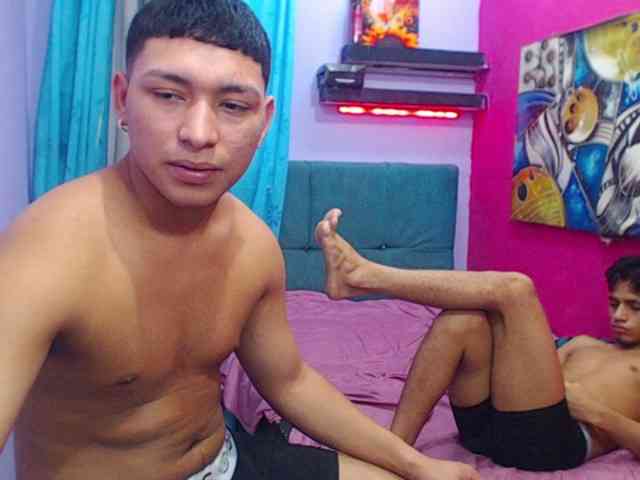 twinksfuck webcam