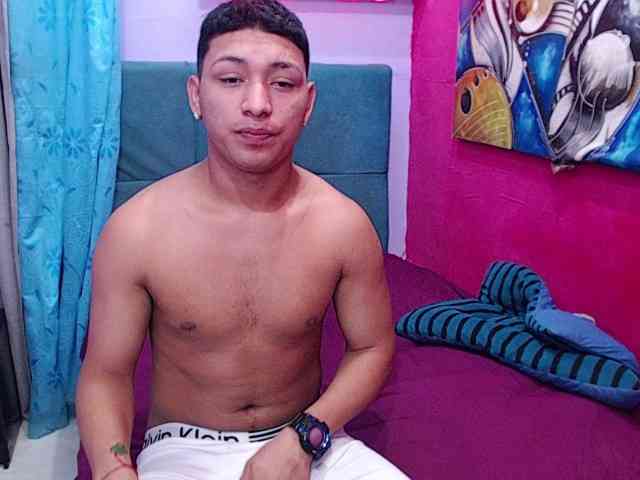 twinksfuck webcam