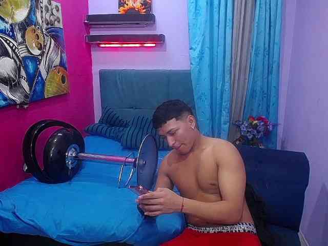 twinksfuck webcam