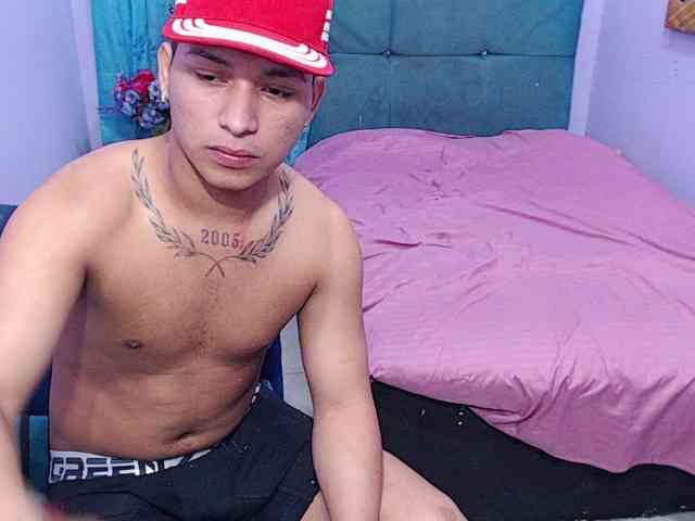 twinksfuck webcam