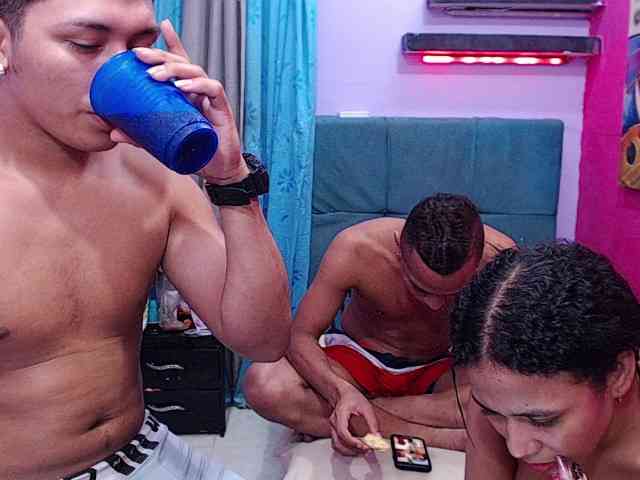 twinksfuck Sex Cam Show