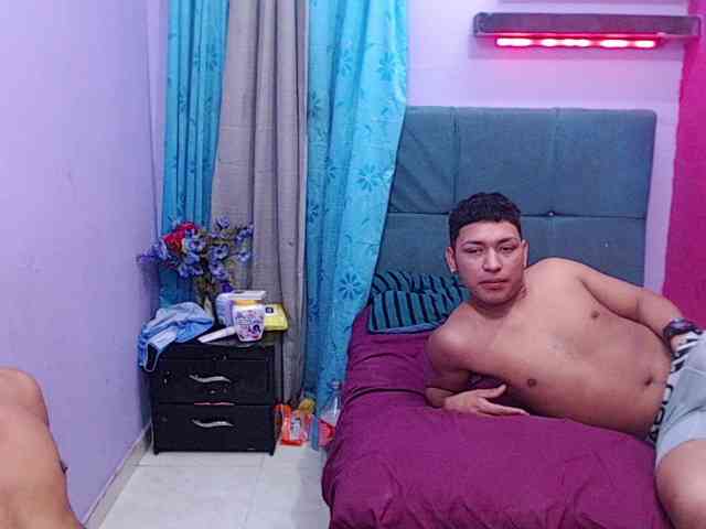 twinksfuck Sex Cam Show