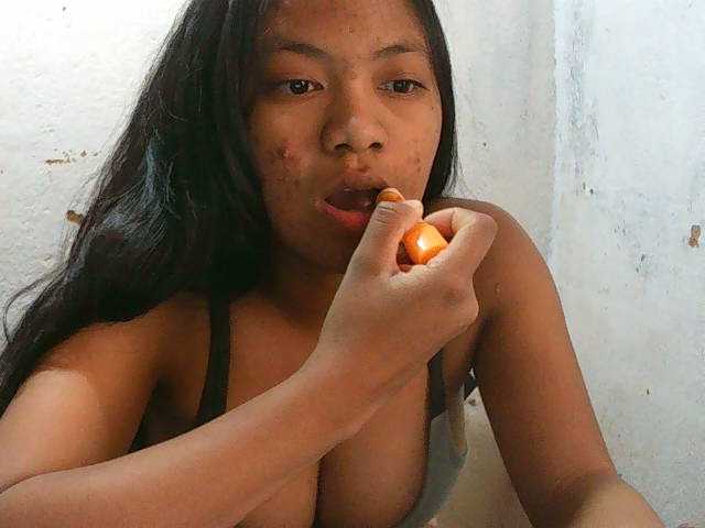 Sarah-001