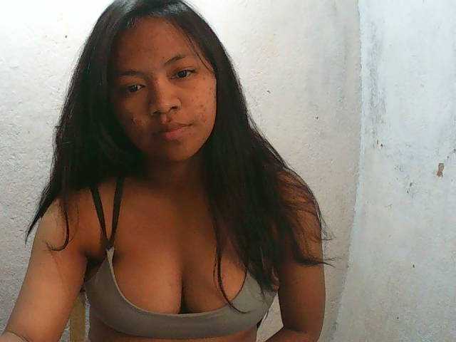 Sarah-001