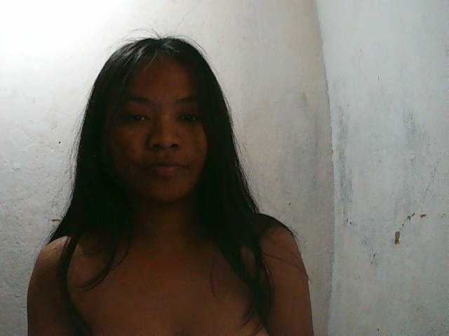 Sarah-001
