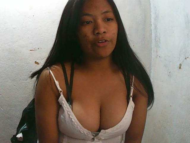 Sarah-001