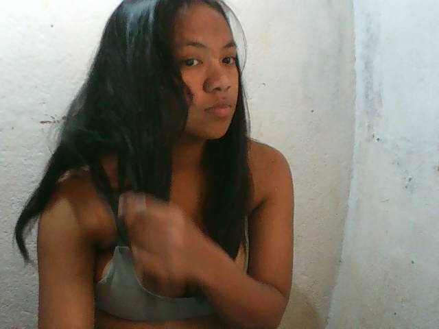 Sarah-001