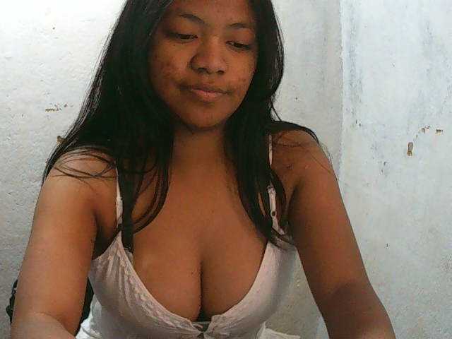 Sarah-001