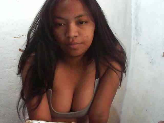 Sarah-001