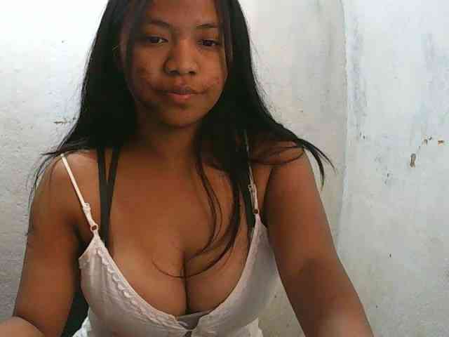 Sarah-001