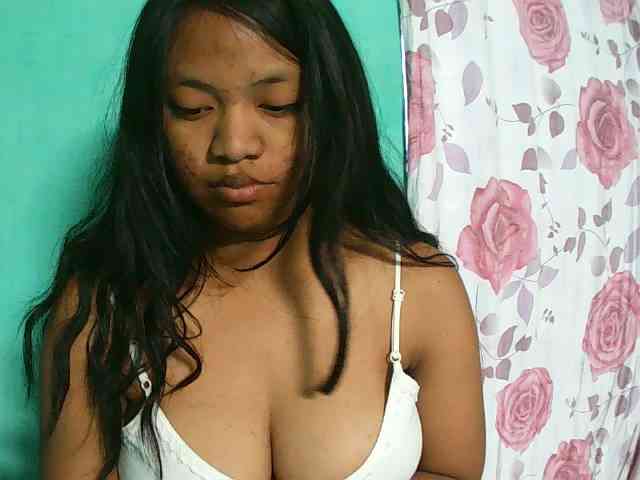 Sarah-001