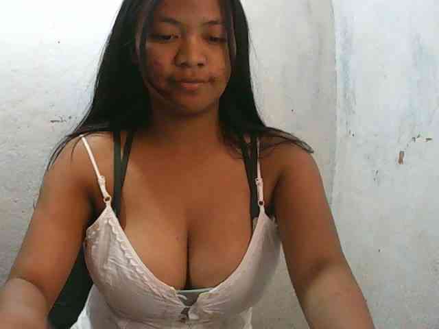Sarah-001