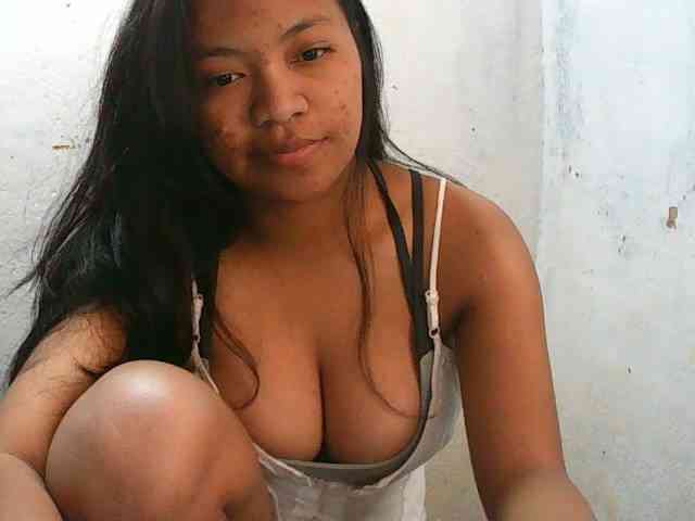 Sarah-001 Live Webcam on BongaCams