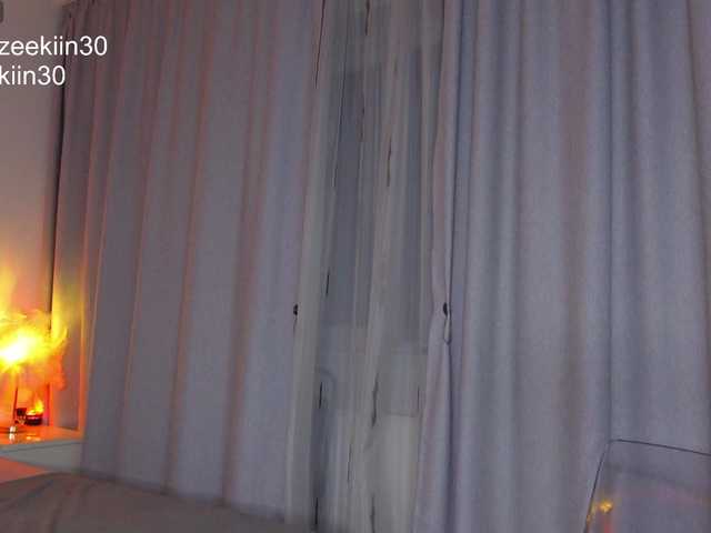 Iammazeekiin30xx live cam on BongaCams