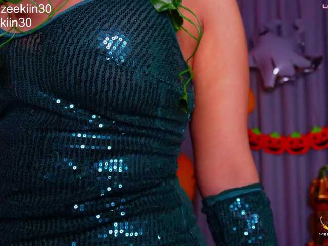 Iammazeekiin30xx live cam on BongaCams