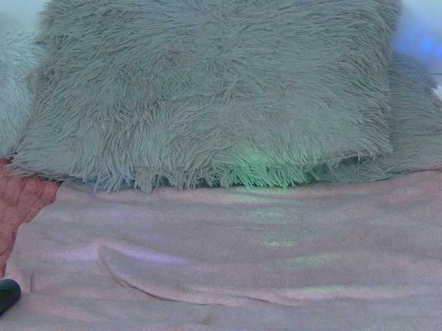 CougarMilf's BongaCams show and profile