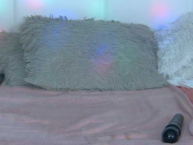 CougarMilf's BongaCams show and profile