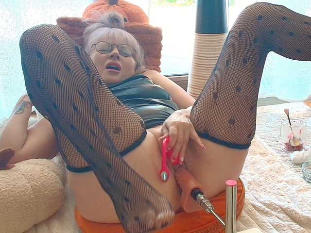CougarMilf