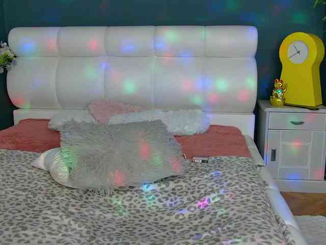 CougarMilf webcam