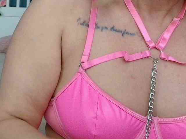 CougarMilf webcam