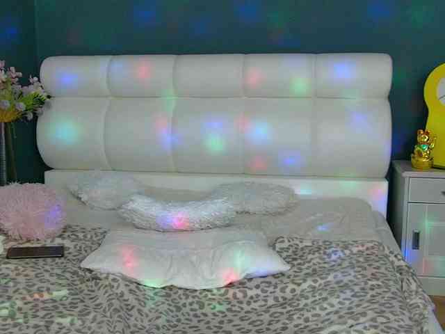CougarMilf webcam