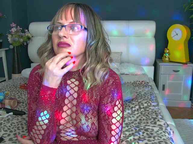 CougarMilf webcam