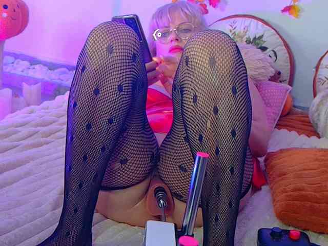 CougarMilf webcam