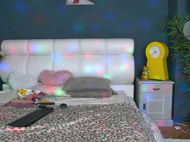 CougarMilf webcam