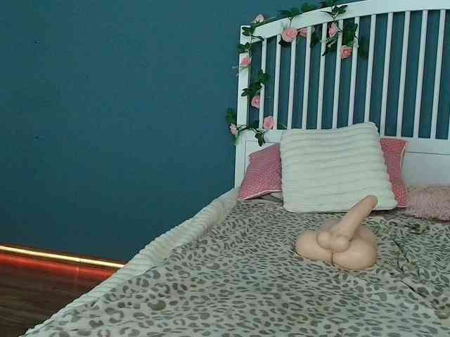 CougarMilf webcam