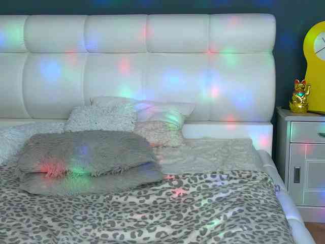 CougarMilf webcam