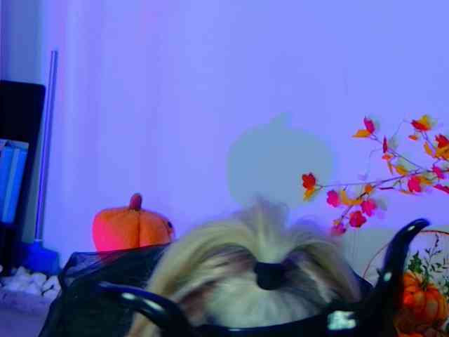 CougarMilf webcam