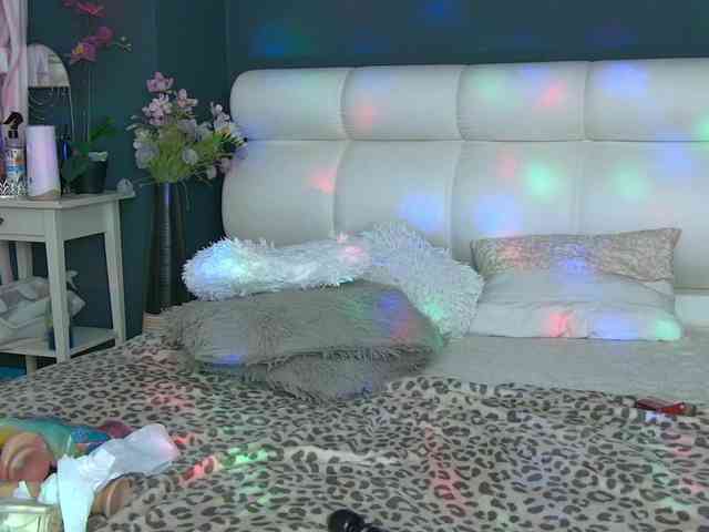 CougarMilf webcam