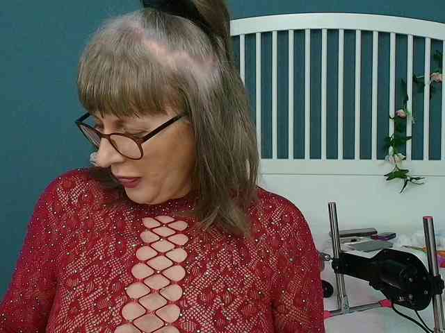 CougarMilf webcam
