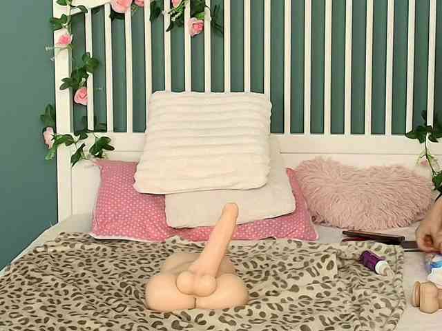CougarMilf webcam